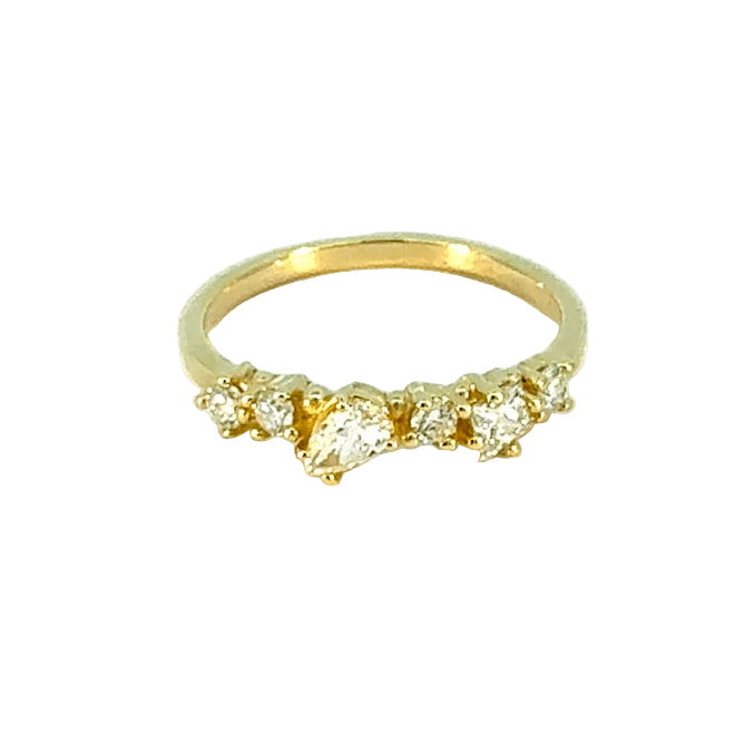 Anillo Kaos — en oro 9K con diamantes de laboratorio — ROUCLÊ Maison Contemporaine