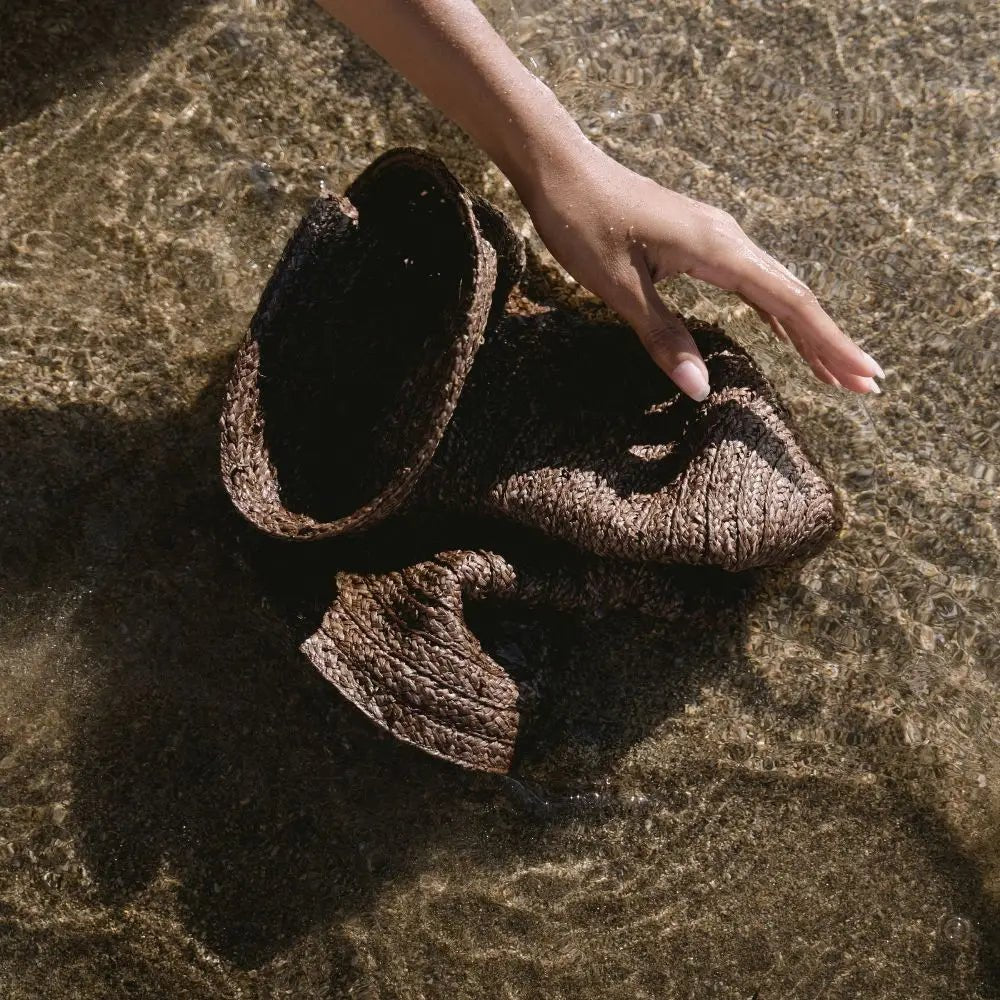 Capeline Whater — Marrón — ROUCLÊ Maison Contemporaine