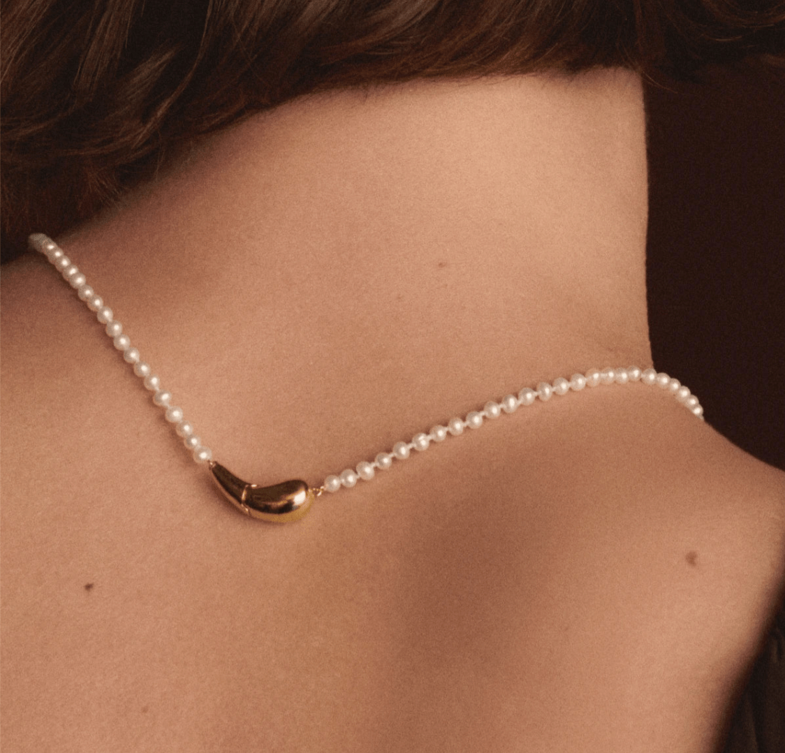 Collar La Perla Essential — Plata de ley bañada en oro 18K con perlas cultivadas — ROUCLÊ Maison Contemporaine