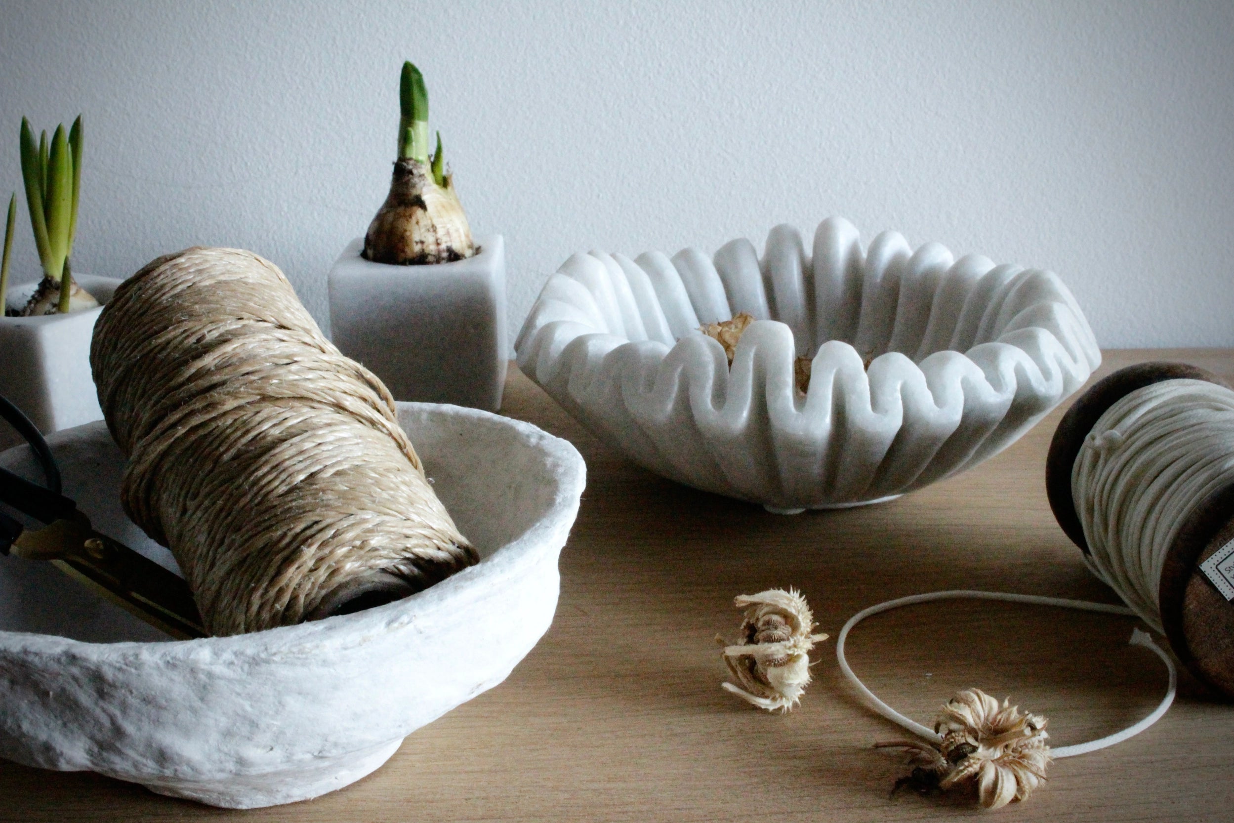Cuenco de vieiras — Mármol blanco (tamaños S y M) — ROUCLÊ Maison Contemporaine
