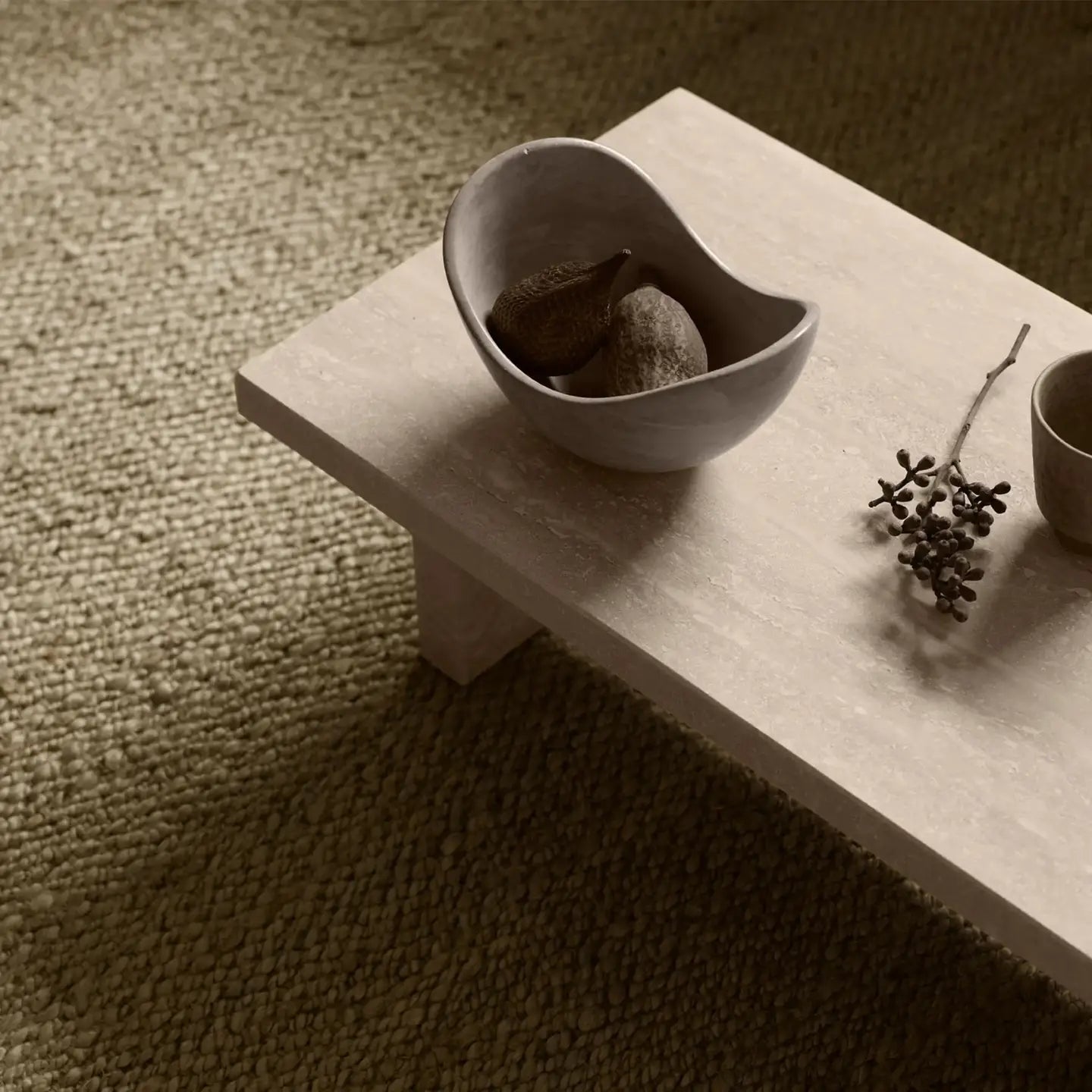 Cuenco Soapstone — Esteatita pulida en gris suave — ROUCLÊ Maison Contemporaine