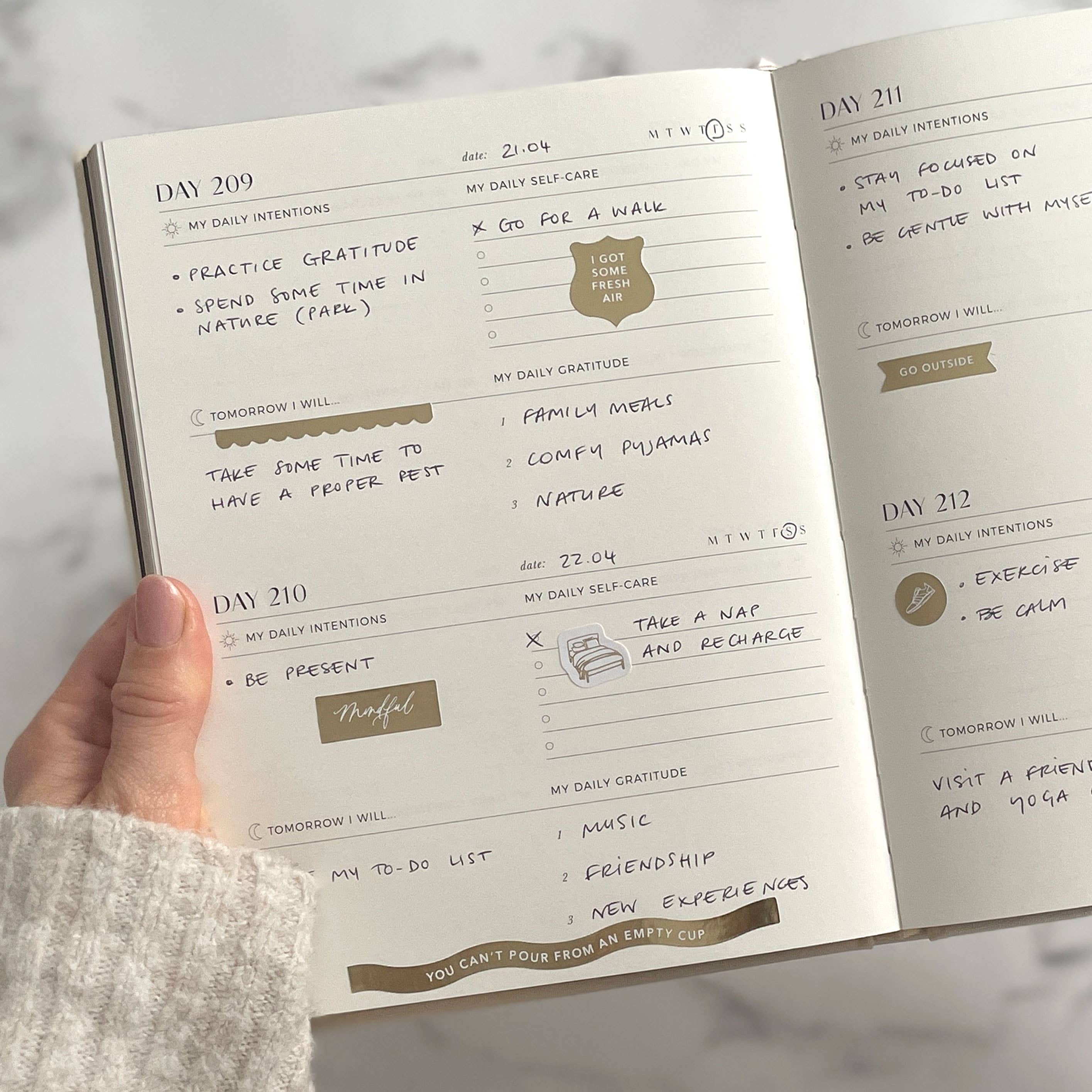 Diario de reflexión y gratitud My Daily Self - Care — ROUCLÊ Maison Contemporaine