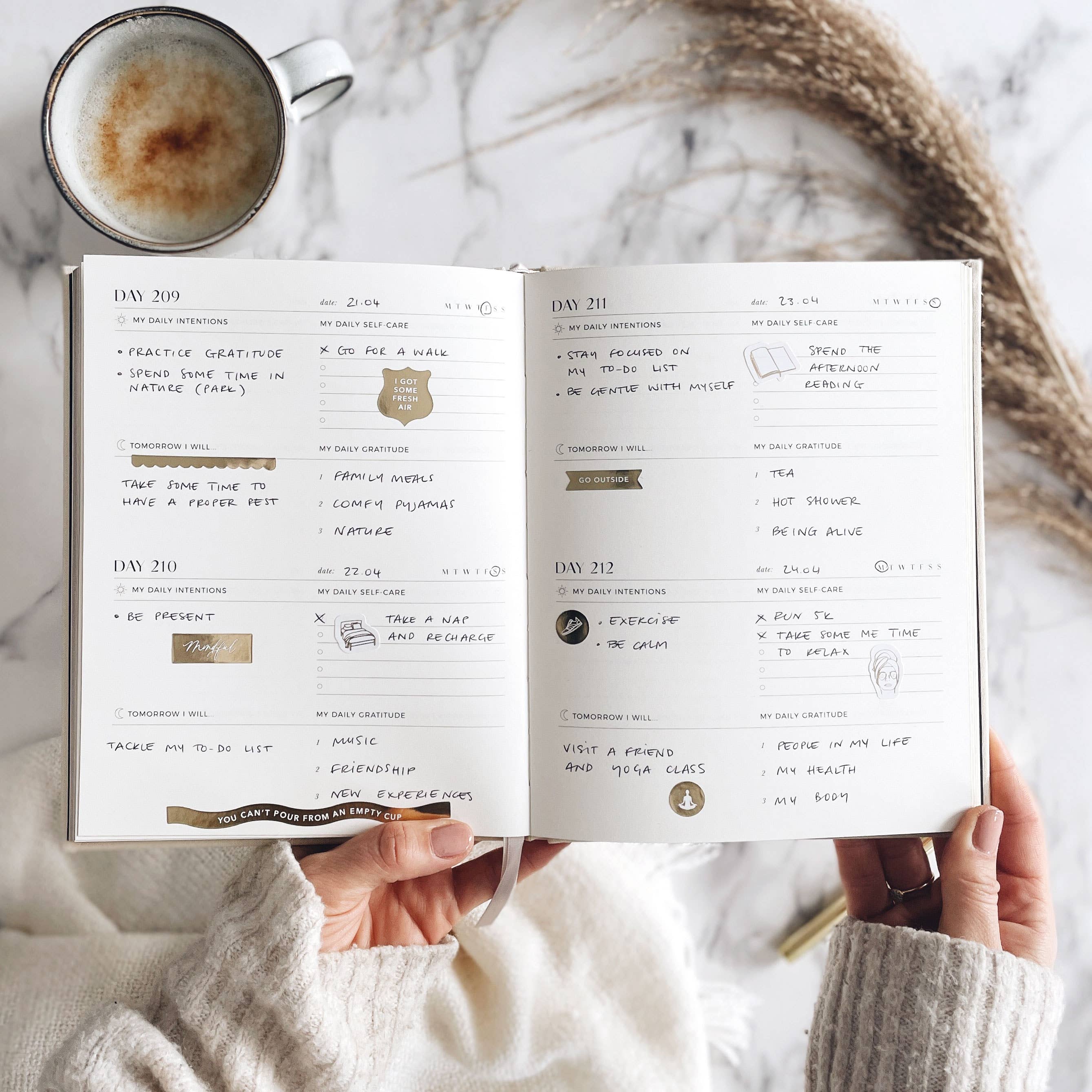 Diario de reflexión y gratitud My Daily Self - Care — ROUCLÊ Maison Contemporaine