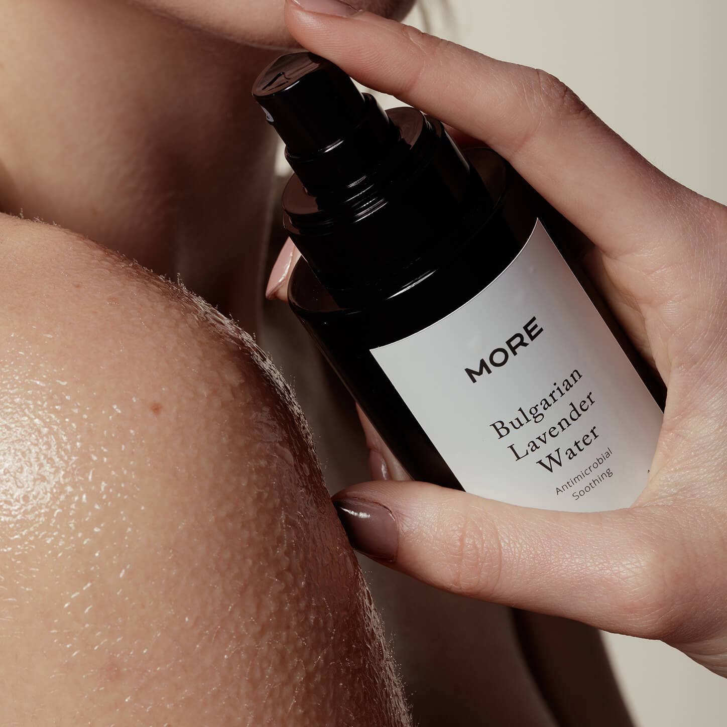 Lavandula Angustifolia — Agua orgánica de lavanda búlgara (50 ml) — ROUCLÊ Maison Contemporaine