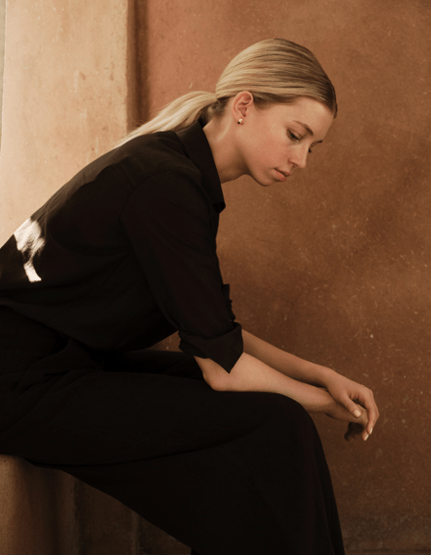 Pendientes escultóricos Big Drop — Oro 18K — ROUCLÊ Maison Contemporaine