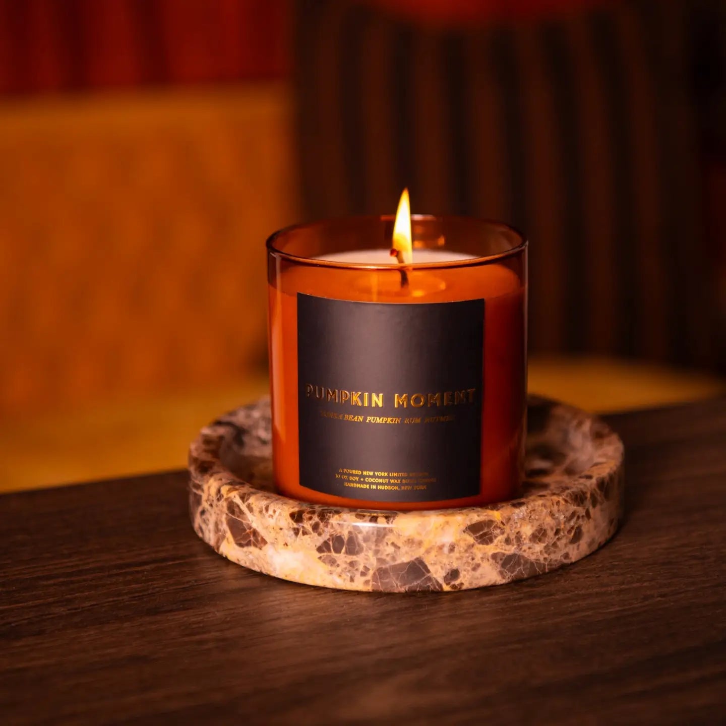 Pumpkin Moment — Vela estacional de haba tonka, calabaza y ron — ROUCLÊ Maison Contemporaine
