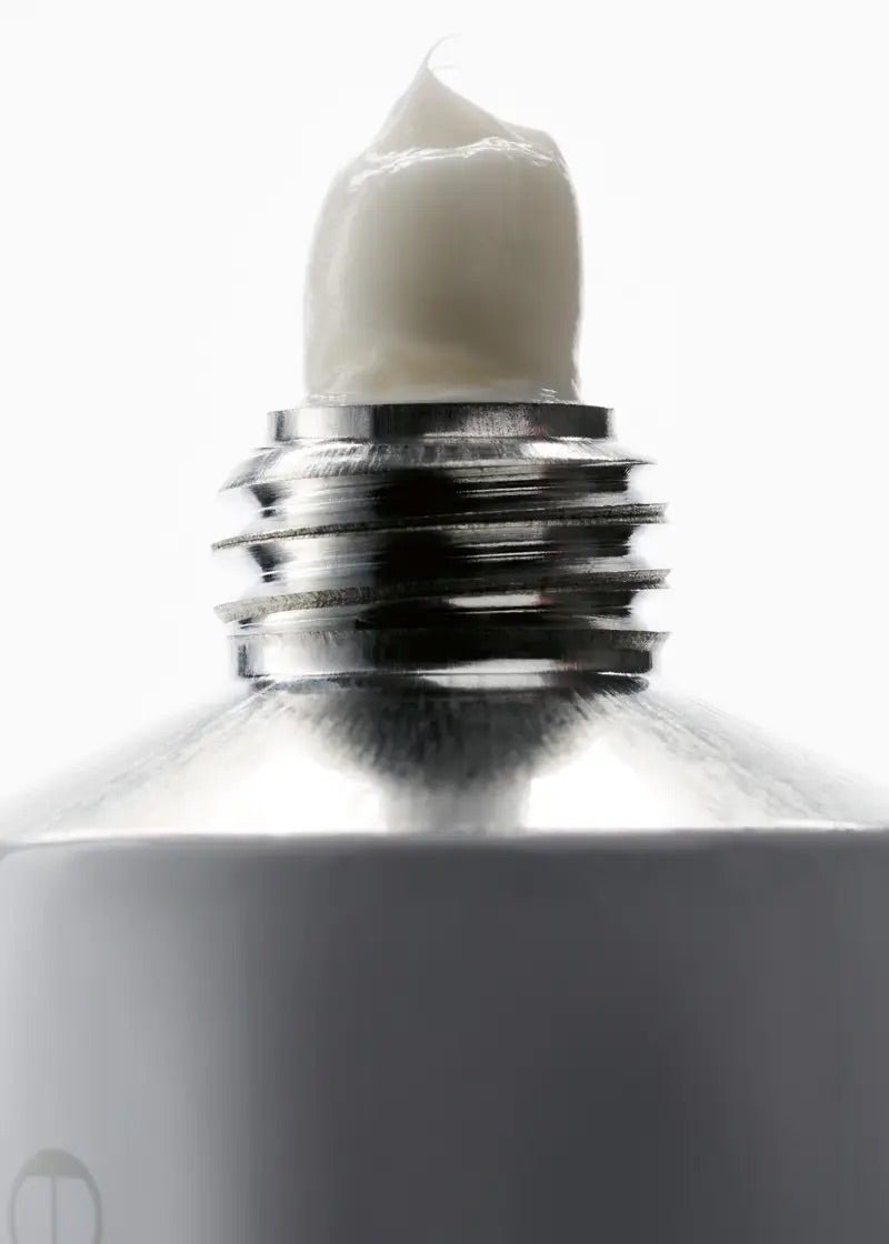 Rose of No Man’s Land — Hand Cream 30 ml, BYREDO — ROUCLÊ Maison Contemporaine