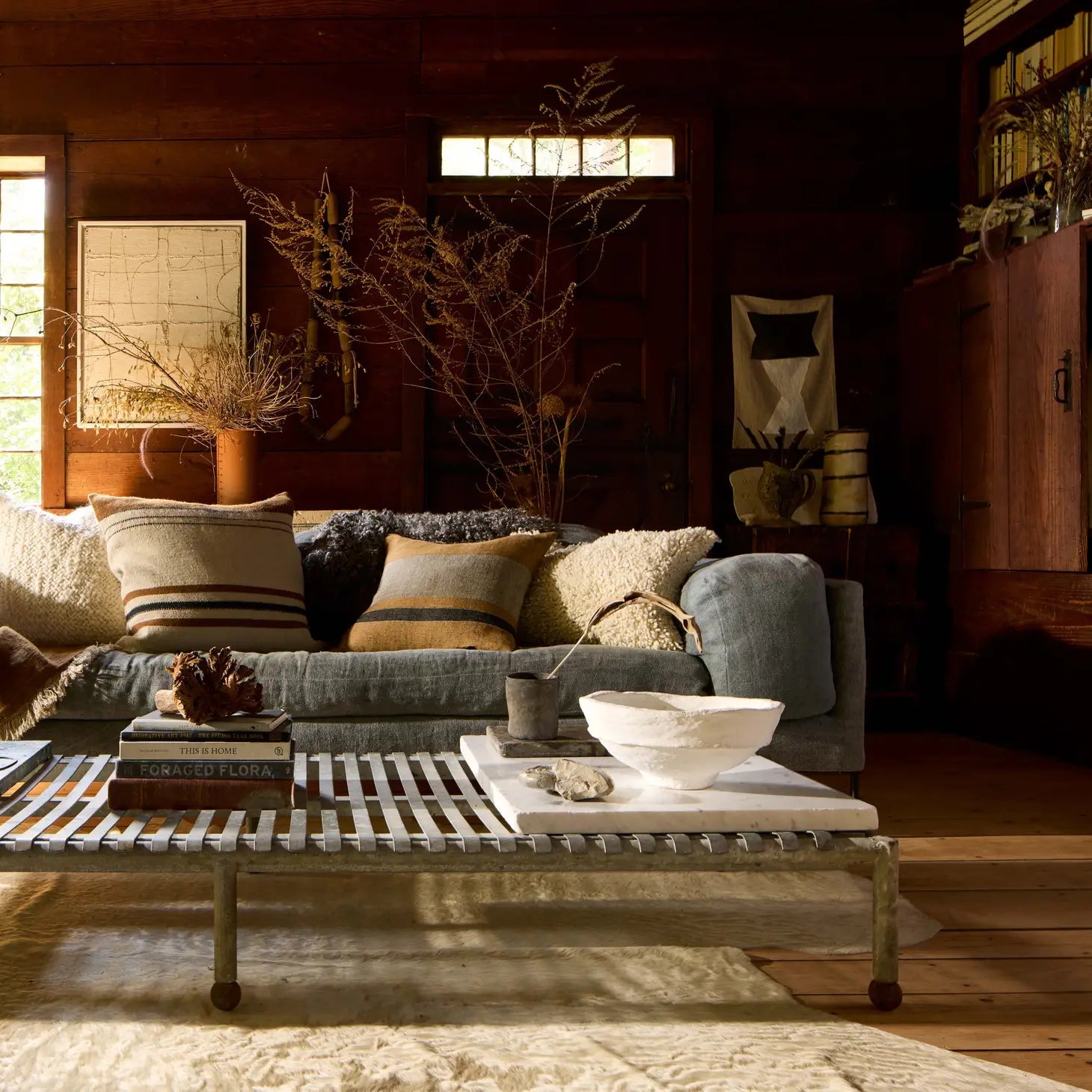 Tazón de papel maché — Escultura artesanal en blanco cálido — ROUCLÊ Maison Contemporaine