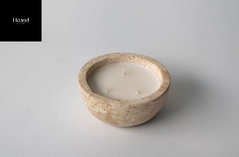 Vela escultórica Fua — Mármol travertino y cera de soja aromática (pequeña y grande) — ROUCLÊ Maison Contemporaine