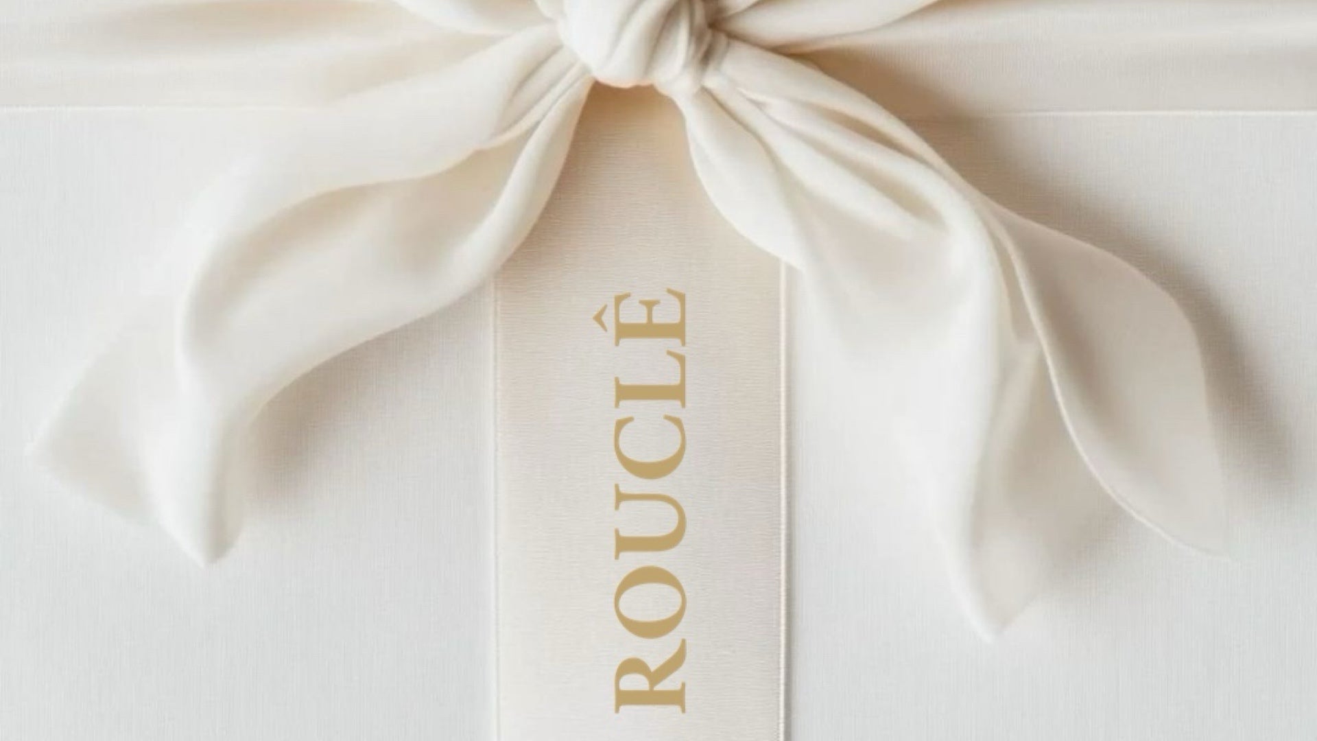 Christmas Gift Guide - ROUCLE