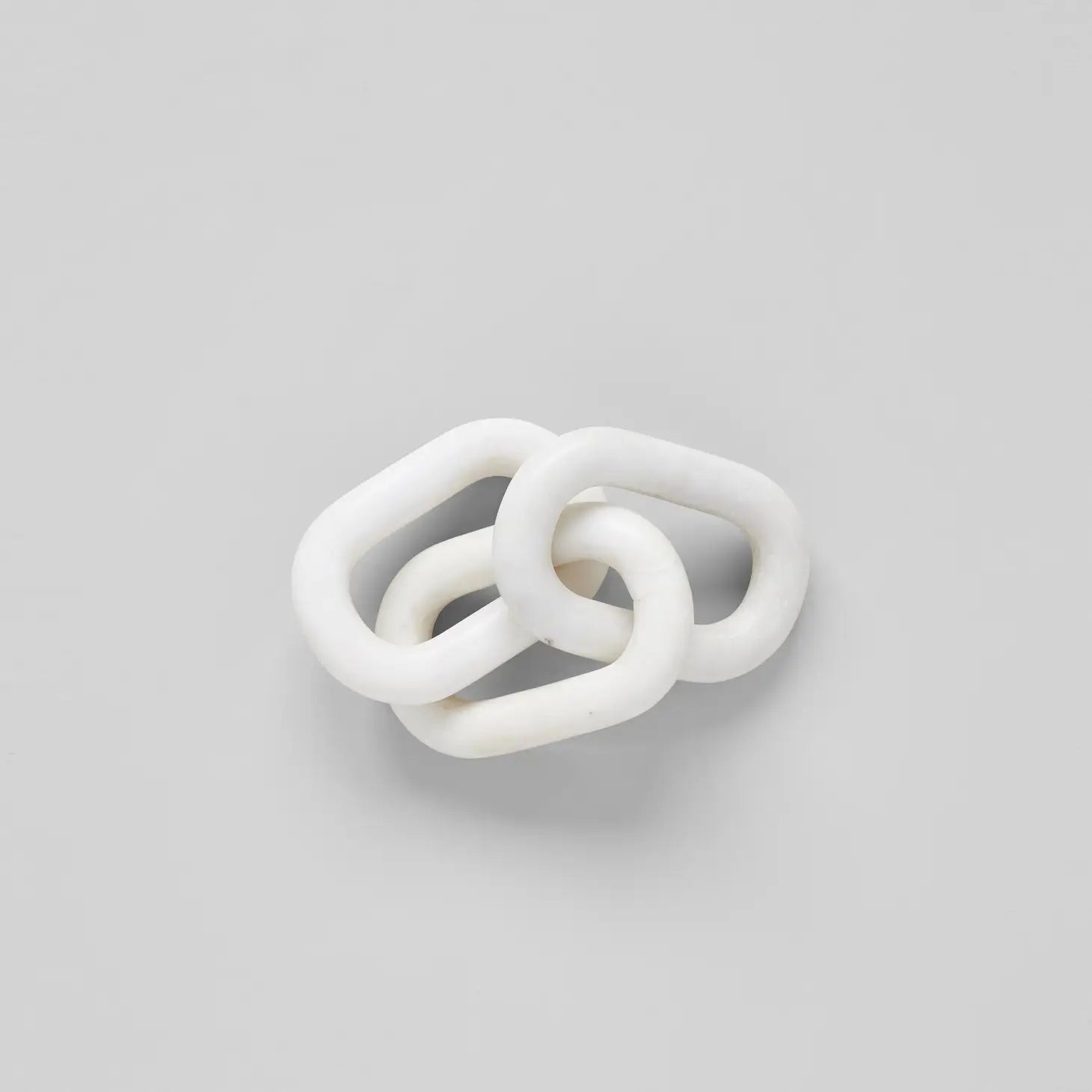 Cadena de mármol blanco — Escultura modular decorativa — ROUCLÊ Maison Contemporaine