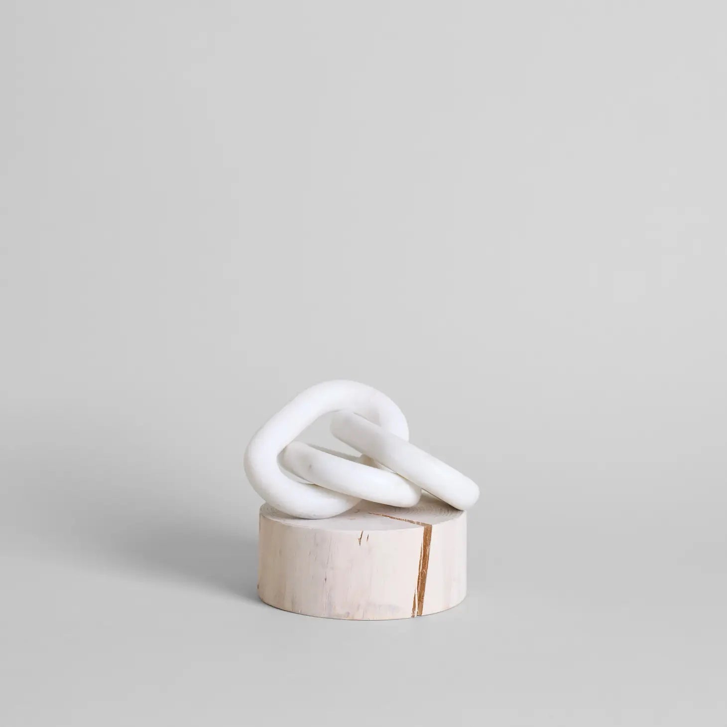 Cadena de mármol blanco — Escultura modular decorativa — ROUCLÊ Maison Contemporaine