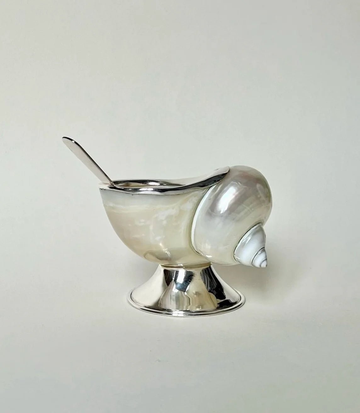 Conch Vessel — Silver Rest — ROUCLÊ Maison Contemporaine
