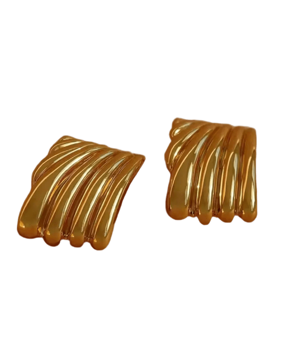 Nereid Fold — Pendientes Esculturales Bañados en Oro — ROUCLÊ Maison Contemporaine
