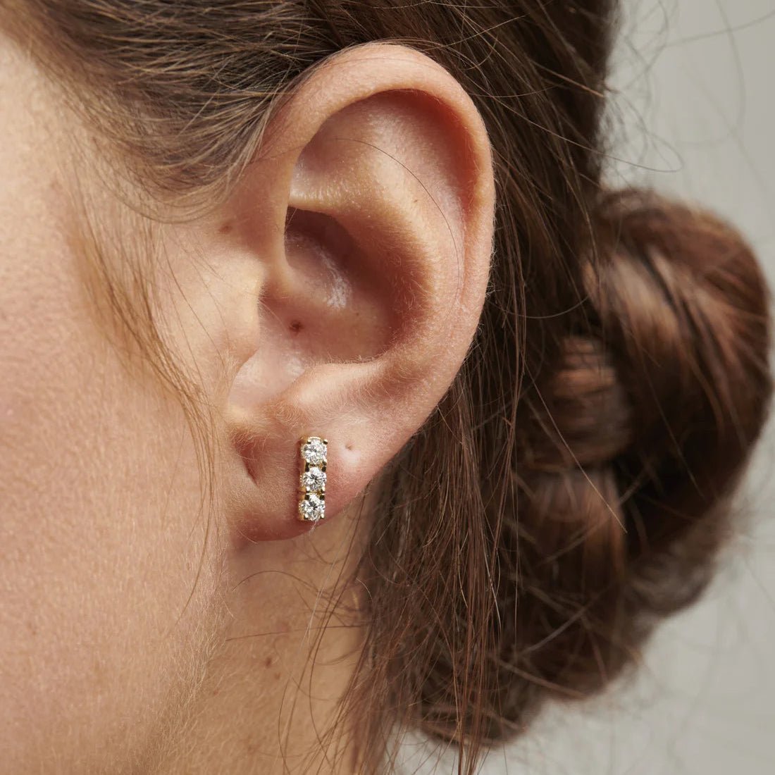 Pendientes Monolite — en oro 9K con diamantes de laboratorio — ROUCLÊ Maison Contemporaine