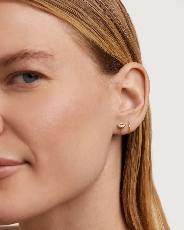 Piercing Oreja Helix — Espiral en oro con circonita blanca — ROUCLÊ Maison Contemporaine