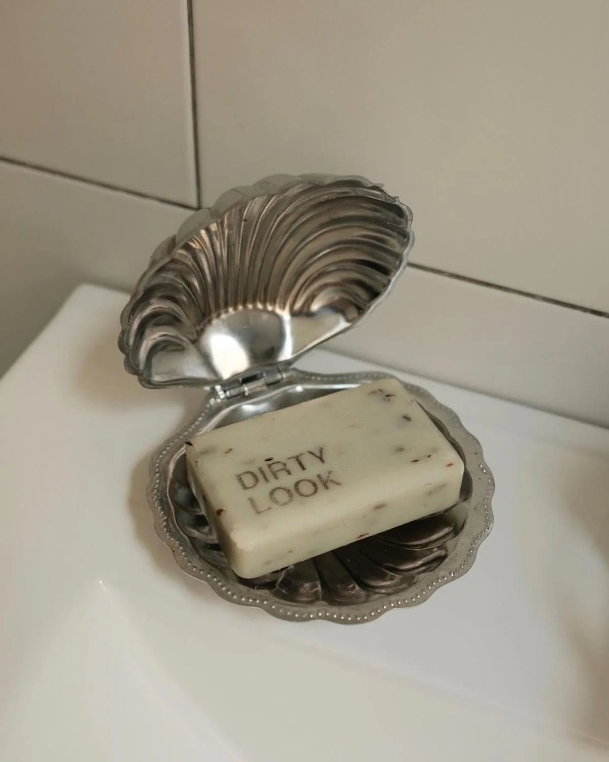 Venus Shell Box — Antique Edition — ROUCLÊ Maison Contemporaine